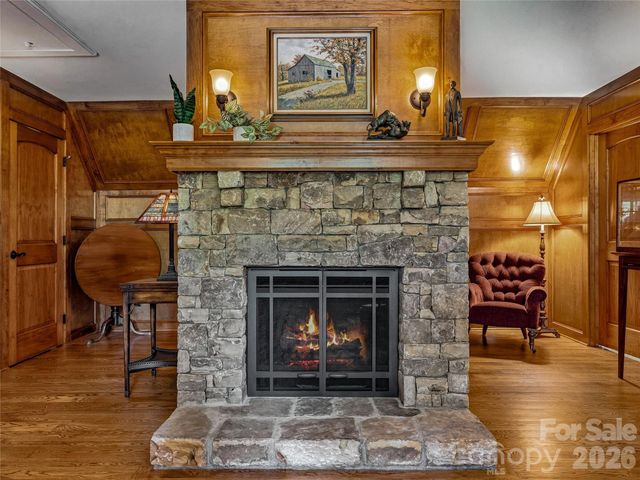 76 Edgelawn Road, Asheville, NC 28804