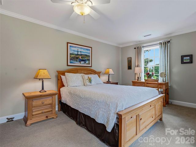 76 Edgelawn Road, Asheville, NC 28804