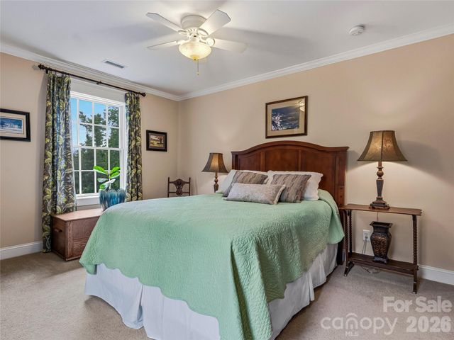 76 Edgelawn Road, Asheville, NC 28804