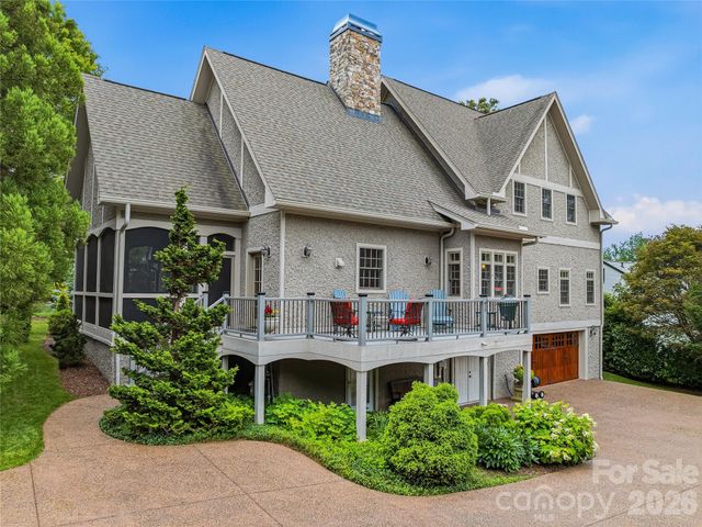 76 Edgelawn Road, Asheville, NC 28804