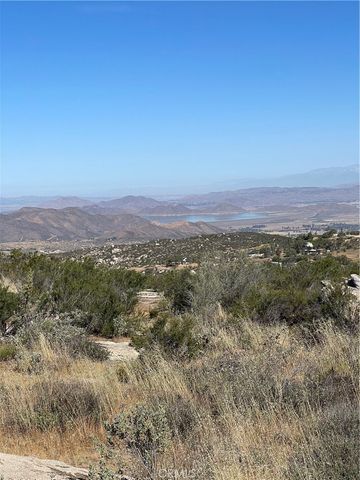 34139 Tanager Way, Hemet, CA 92544