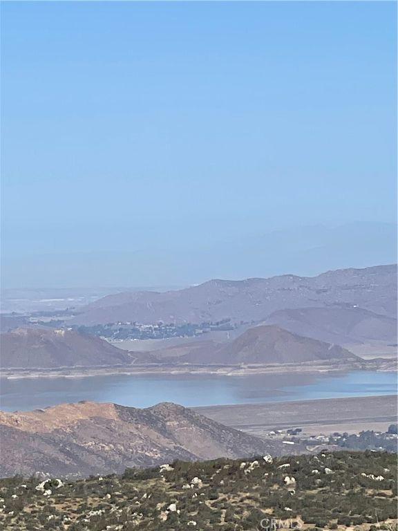 34139 Tanager Way, Hemet, CA 92544