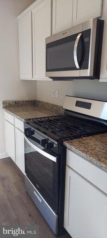 1928 FAUNA DR, Frederick, MD 21702