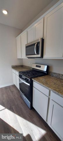 1928 FAUNA DR, Frederick, MD 21702