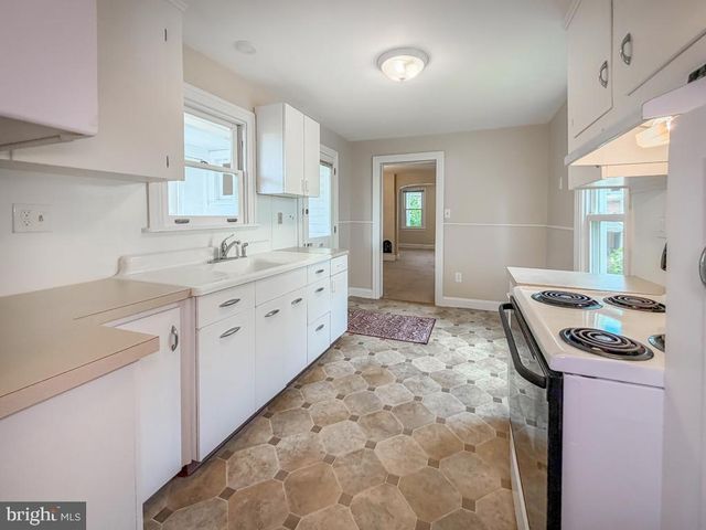 262 N HANOVER ST, Pottstown, PA 19464