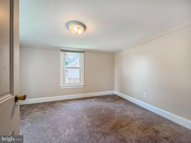 262 N HANOVER ST, Pottstown, PA 19464