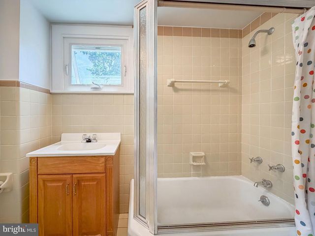 262 N HANOVER ST, Pottstown, PA 19464