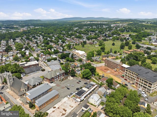 262 N HANOVER ST, Pottstown, PA 19464