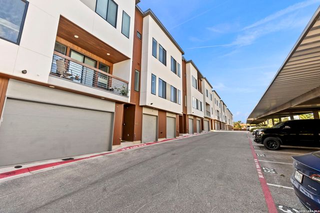 102 Tendick Unit 602, San Antonio, TX 78209