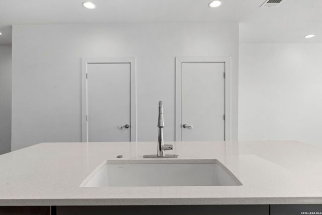 102 Tendick Unit 602, San Antonio, TX 78209