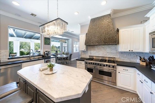 42160 Calle Barbona, Temecula, CA 92592