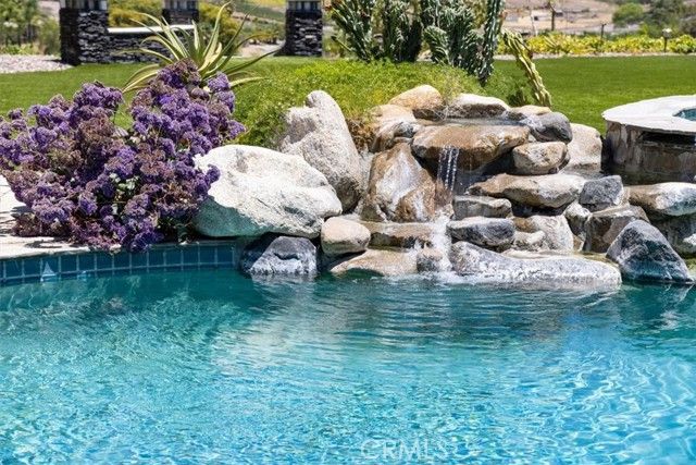 42160 Calle Barbona, Temecula, CA 92592