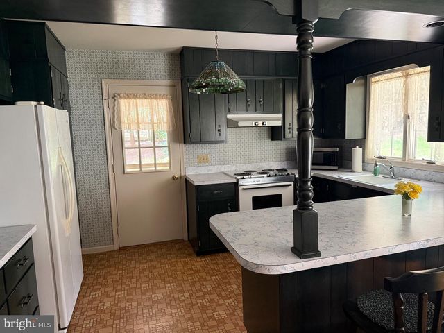 340 BIRD ST, Birdsboro, PA 19508