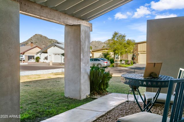 2707 E LOUISE Drive, Phoenix, AZ 85032