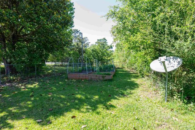 2280 S Hwy 97, Cantonment, FL 32533