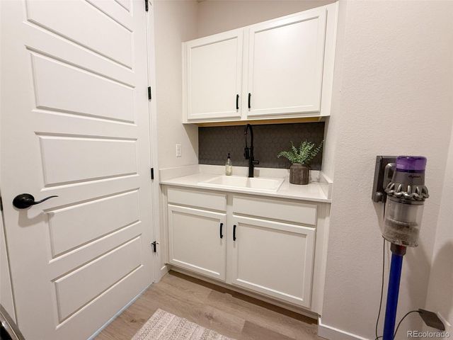 8484 Cokedale Drive, Littleton, CO 80125