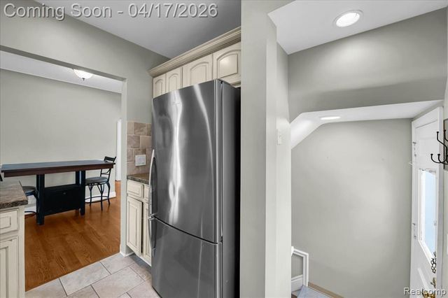 1202 Lawndale Drive, Royal Oak, MI 48067