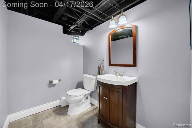 1202 Lawndale Drive, Royal Oak, MI 48067