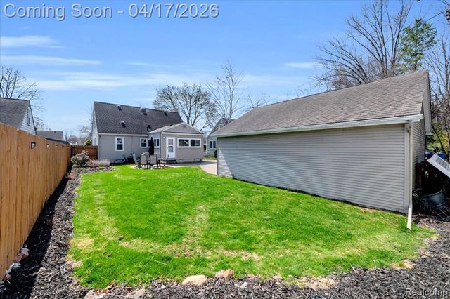 1202 Lawndale Drive, Royal Oak, MI 48067