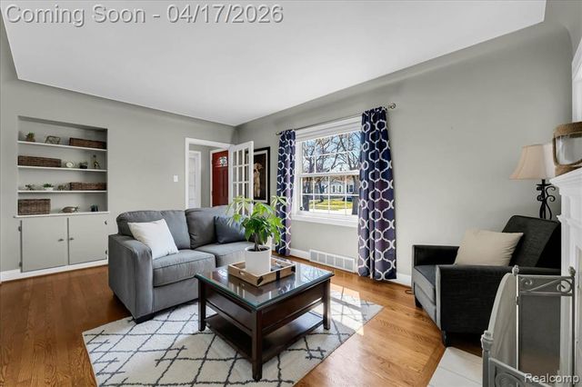 1202 Lawndale Drive, Royal Oak, MI 48067