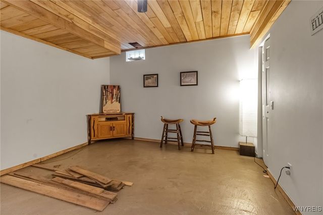 5792 Bonn Way E Way East, Great Valley, NY 14741