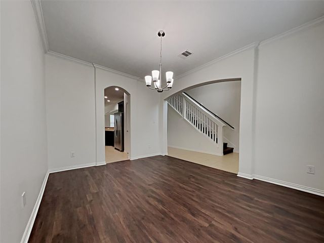 2213 Oak Circle Drive N, Conroe, TX 77301