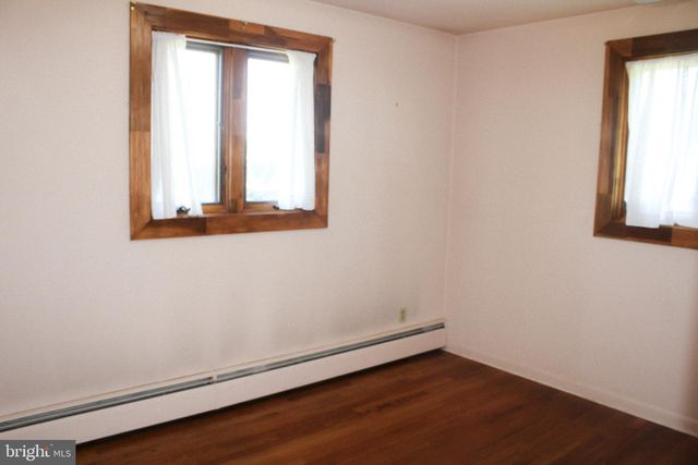 1088 DONEGAL SPRINGS RD, Mount Joy, PA 17552