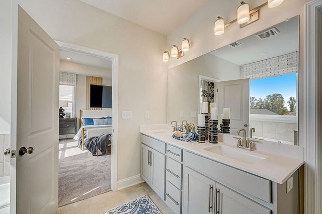 2160 Dreycott Lane, Lawrenceville, GA 30043