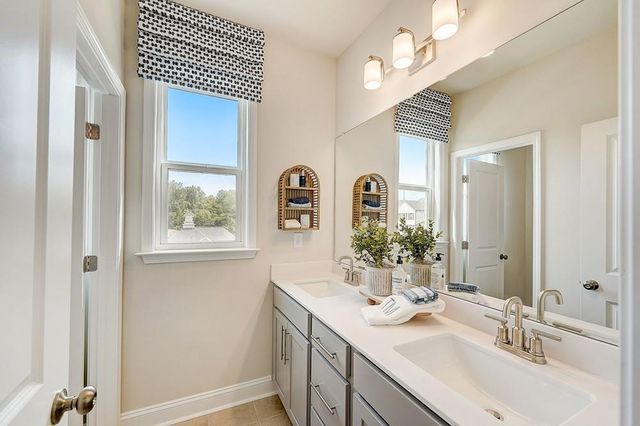 2160 Dreycott Lane, Lawrenceville, GA 30043