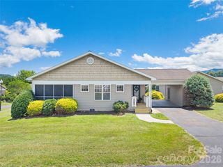 107 Cottage Loop, Waynesville, NC 28785
