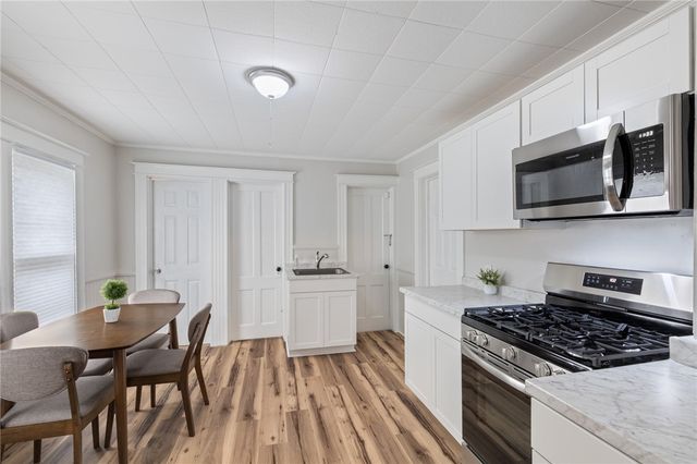 93 Asbury Street, Rochester, NY 14620