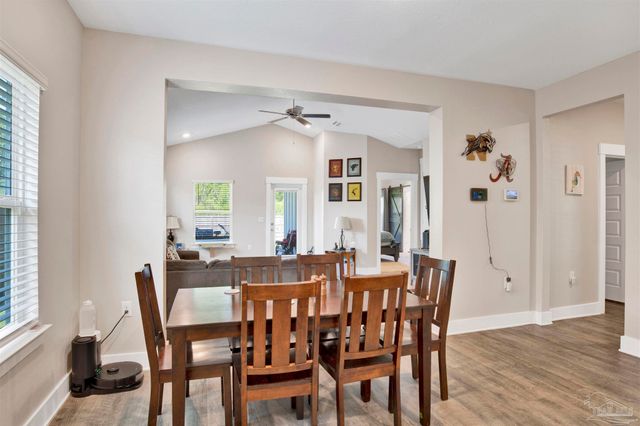 5789 Conley Ct, Pace, FL 32571