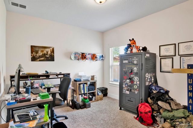 5789 Conley Ct, Pace, FL 32571