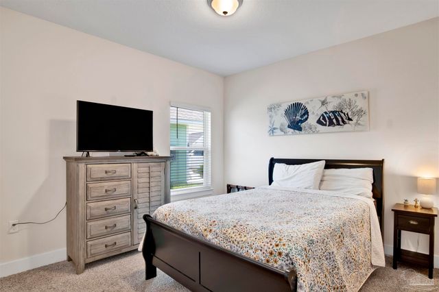 5789 Conley Ct, Pace, FL 32571