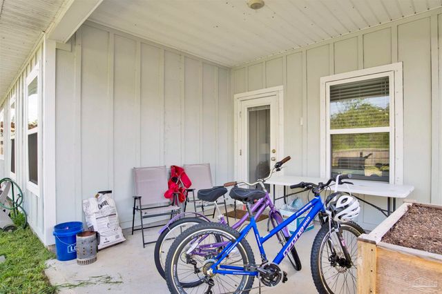 5789 Conley Ct, Pace, FL 32571