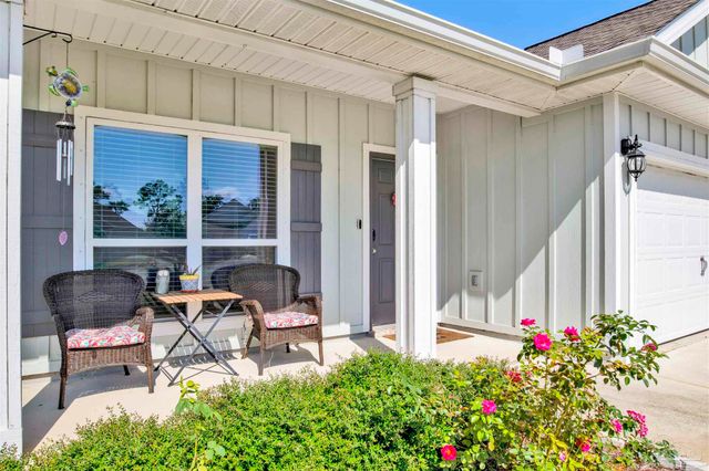 5789 Conley Ct, Pace, FL 32571