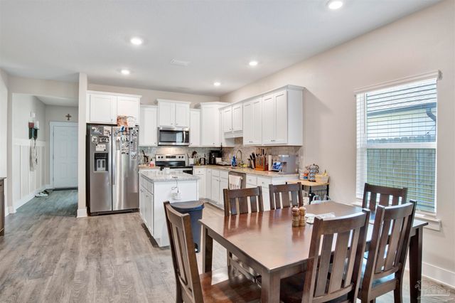 5789 Conley Ct, Pace, FL 32571