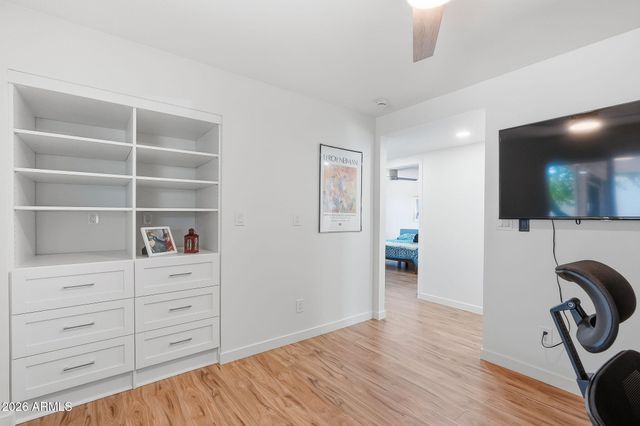 3209 W BECKER Lane, Phoenix, AZ 85029