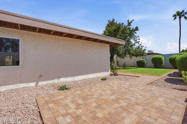 3209 W BECKER Lane, Phoenix, AZ 85029