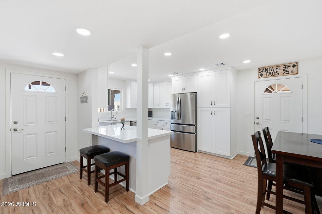 3209 W BECKER Lane, Phoenix, AZ 85029 — photo 4