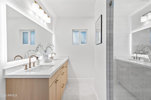 8530 E VIA DE LA ESCUELA --, Scottsdale, AZ 85258