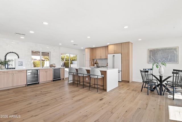 8530 E VIA DE LA ESCUELA --, Scottsdale, AZ 85258