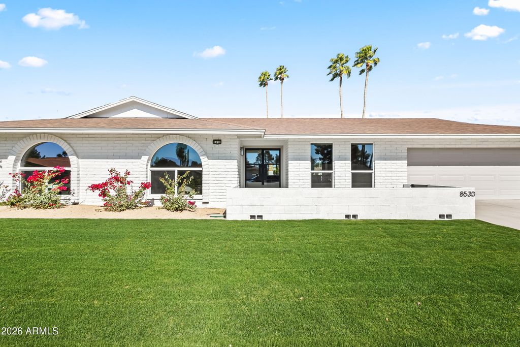 8530 E VIA DE LA ESCUELA --, Scottsdale, AZ 85258