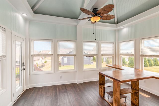 1038 Black Gum Ln, Clarksville, TN 37043