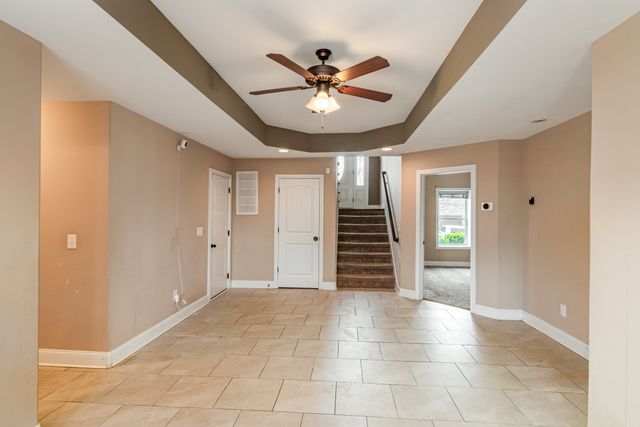 1038 Black Gum Ln, Clarksville, TN 37043