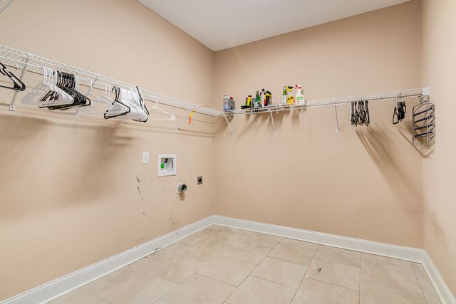 1038 Black Gum Ln, Clarksville, TN 37043