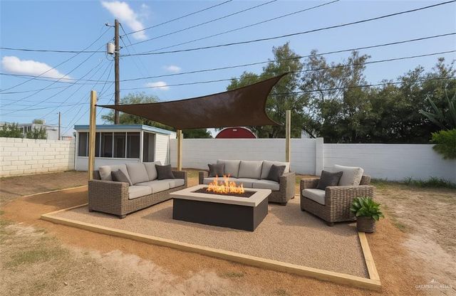 612 E Tom Landry Street, Mission, TX 78572