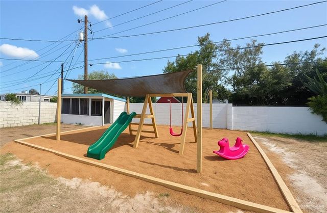 612 E Tom Landry Street, Mission, TX 78572