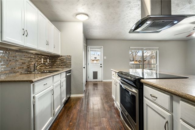 534 Windsor Drive, Allen, TX 75002