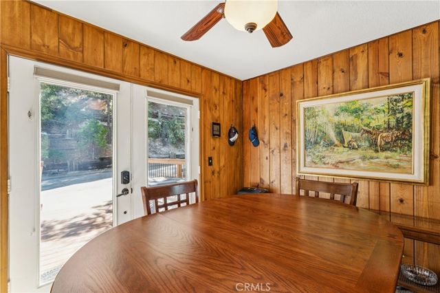 460 Pioneer Road, Lake Arrowhead, CA 92352